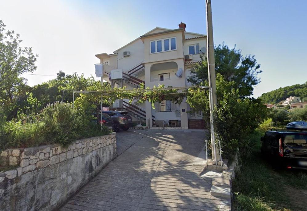Apartments Chiara Rab Town Zewnętrze zdjęcie